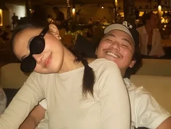 Soimah 'Ospek' Kekasih Anak sampai Nangis, Ini 7 Potret Gaya Pacaran Aksa Sang Putra Disorot