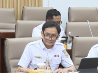DPR Tanya Beban Utang Kereta Cepat Whoosh, Bos KAI Jawab Begini DPR Tanya Beban Utang Kereta Cepat Whoosh, Bos KAI Jawab Begini