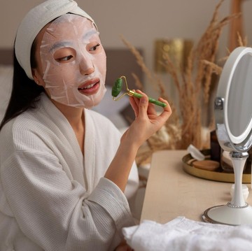 5 Tips Perawatan Kulit Wajah di Musim Hujan, Bye-bye Kulit Kusam!