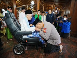 Kapolri Silaturahmi ke Ponpes Shiddiqiyyah Jombang, Perkuat Sinergi Umara dan Ulama