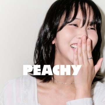 Kim So Hyun Resmi Bergabung dengan PEACHY, Agensi yang Didirikan Jun Ji Hyun