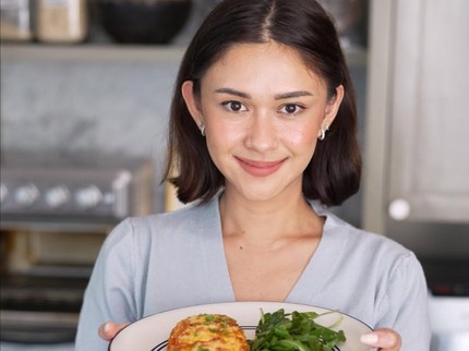 Suka Ngemil, Ini Cara Nana Mirdad Atur Pola Makan di Tengah Kesibukan