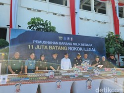 11,1 Juta Batang Rokok Ilegal Rp 16 M Dimusnahkan di Surabaya