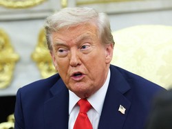 Trump Copot Bos Intelijen Usai Beda Laporan soal Dampak Serangan ke Iran