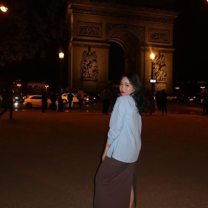 <p>Tak hanya ucapan, Atalia juga menyelipkan wejangan cinta agar Zara tetap tangguh dalam menjalani hidup. "Tetaplah ceria seperti namamu..Bertumbuhlah dengan indah..Tangguhlah dalam setiap badai..<br />dan jadilah yang terbaik menurut versimu dan Tuhanmu," kata Atalia. (Foto: Instagram @camilliazr)</p>