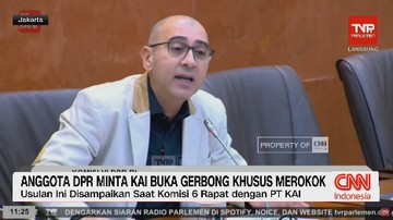 VIDEO: Anggota DPR Minta KAI Buka Gerbong Khusus Merokok