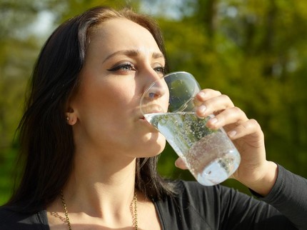 Ini yang Terjadi pada Tubuh 60 Menit Setelah Minum Soda Diet