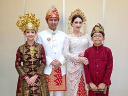 Menang Kostum Terbaik di HUT RI, Arumi Bachsin Dapat Hadiah...