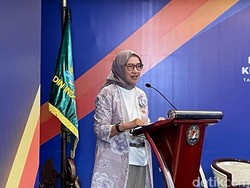 MenPAN-RB Ngerem Posting di Medsos, Takut Dikeroyok Kapan CPNS Dibuka