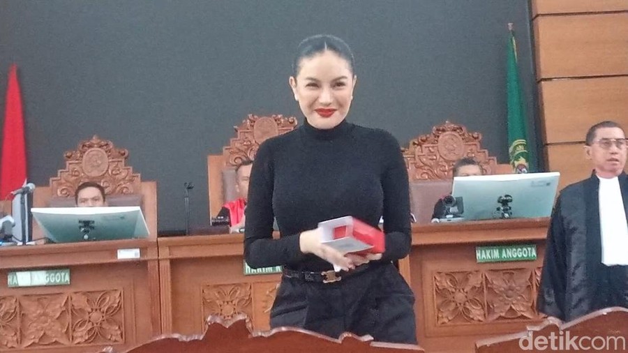 nikita mirzani Nikita Mirzani