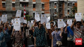 FOTO: Pemutihan Ijazah untuk Warga Jakarta