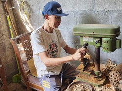 Sulap Limbah Batok Kelapa, Aksesori Made In Bantul Tembus Pasar Prancis
