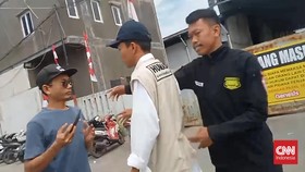 Liput Penutupan Pabrik di Serang, Wartawan Dikeroyok Anggota Ormas
