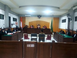 Korupsi KUR, Dua Mantan Anggota DPRD Loteng Dituntut 5,5 dan 2 Tahun Penjara