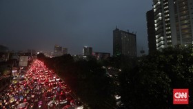 FOTO: Macet Horor di Jalan TB Simatupang saat Pulang Kerja