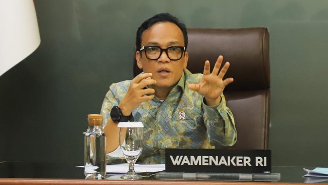 KPK menangkap Wakil Menteri Ketenagakerjaan Immanuel Ebenezer alias Noel terkait kasus dugaan pemerasan pengurusan sertifikasi K3 sejumlah perusahaan.