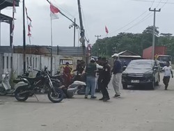 Wartawan dan Staf KLH Dianiaya OTK Usai Penyegelan Pabrik di Serang