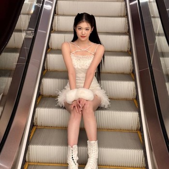 Agensi Umumkan Yoon Ji Yoon Hengkang dari izna