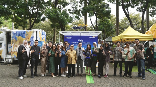 Program GEMPITA Lestari menggabungkan edukasi literasi keuangan dan keuangan berkelanjutan, melalui penawaran fitur-fitur eksklusif.