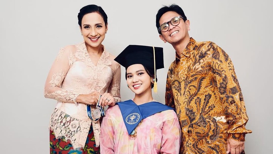 Charlotte Anak Shahnaz Haque dan Gilang Ramadhan Charlotte Anak Shahnaz Haque dan Gilang Ramadhan