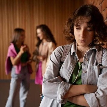 Menurut Psikologi, Ini 5 Ciri Orang yang Tidak Seru Diajak Bergaul