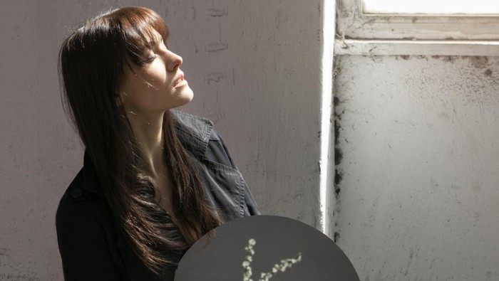 Mengenal 3 Seniman Perempuan Inspiratif Indonesia yang Meraih Penghargaan GLORIFY 2025 Senayan City