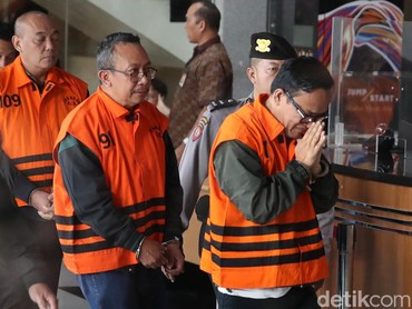 Belum Setahun Menjabat, Ini 7 Potret Wamenaker Immanuel Nangis Pakai Rompi Oren Ditahan KPK