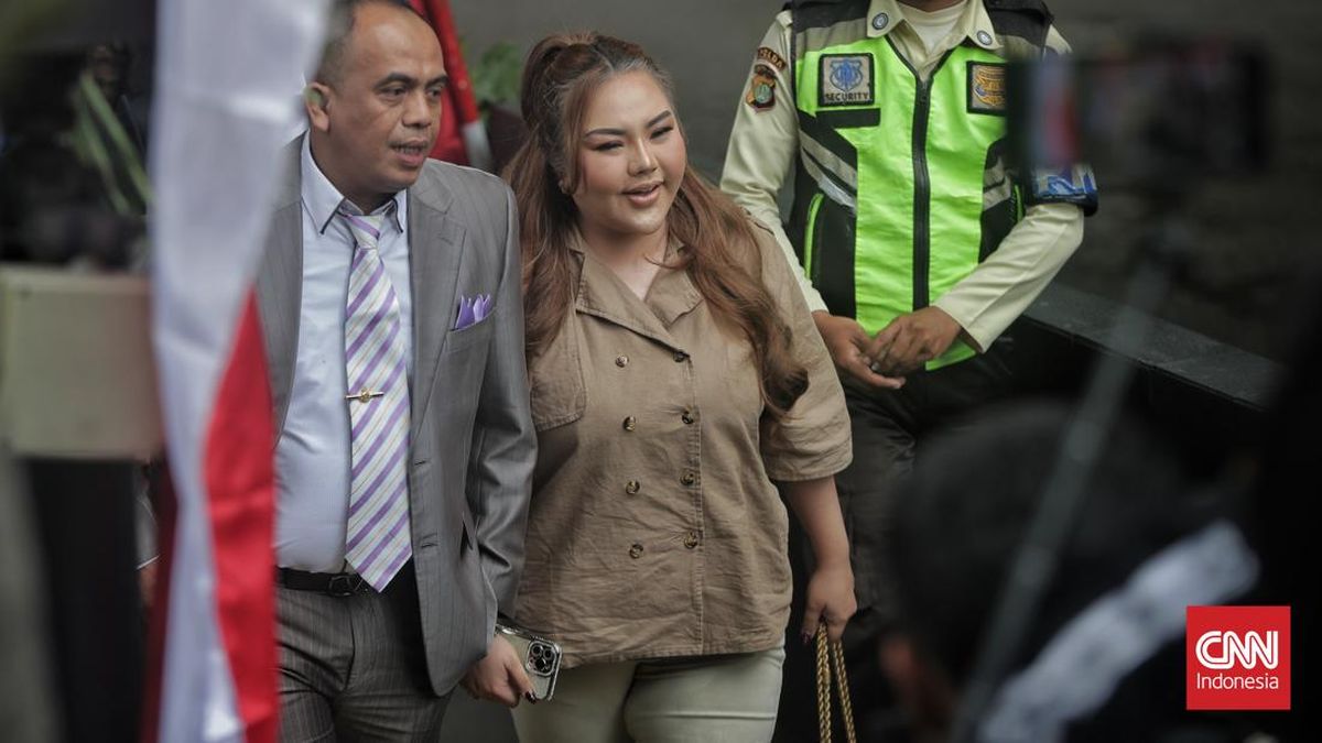 Respons Lisa Mariana Usai Jadi Tersangka: Siap Hadapi Proses Hukum
