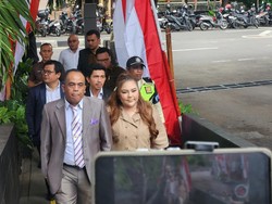 Lisa Mariana Penuhi Panggilan KPK di Kasus BJB: Saya Bakal Jelaskan Detail