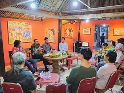 Fadli Zon Serap Aspirasi Seniman di Kembang Jati Art House Yogyakarta