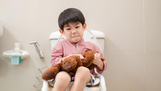 10 Rekomendasi Obat unuk Anak Mengatasi Susah Buang Air Besar