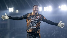 Kiper Persija: Yang Penting Menang, Clean Sheet Belakangan