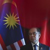 Anwar Minta Selidiki Penyebab Jet Hornet Malaysia Meledak saat Latihan