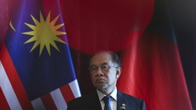 Anwar Minta Selidiki Penyebab Jet Hornet Malaysia Meledak saat Latihan