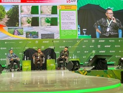 OKI Pulp & Paper Mills Paparkan Inisiatif Energi Terbarukan di AIGIS 2025