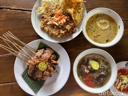 Soto Sob H. Asmawi: Gurih Hangat Soto Betawi dan Nasgor Kambing Legendaris di Jaksel