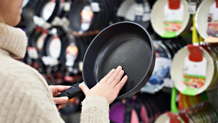 Teflon dan panci diskon besar Teflon dan panci diskon besar