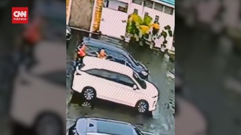 VIDEO: Detik-detik Penculikan Kepala Cabang Bank Jakarta Terekam CCTV