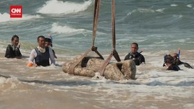 VIDEO: Mesir Selamatkan Artefak Alexandria yang Tenggelam di Laut