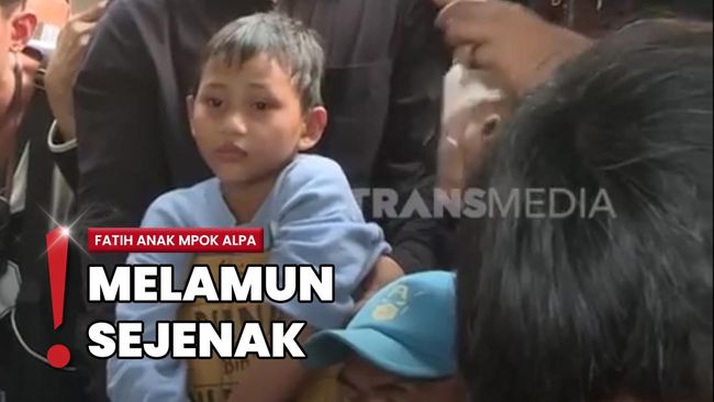 Tatapan Kosong Putra Mpok Alpa saat Main Layangan Bikin Netizen Sedih