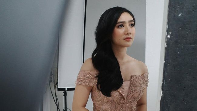 Ortu Beda Agama, Febby Rastanty Akui Belajar Islam di Sekolah