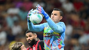 FOTO: Emil Audero Fantastis, Milan Menangis