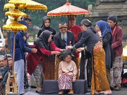 Kala Anak Rambut Gimbal Dieng Diruwat, Bermula Panas Tinggi, Minta Es Krim-Sepeda