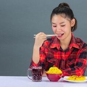 Waspada, 11 Makanan dan Minuman Ini Bisa Bikin Otak Jadi Lemot