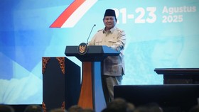 Prabowo Minta Guru-guru Sekolah Rakyat Jaga Optimisme Siswa