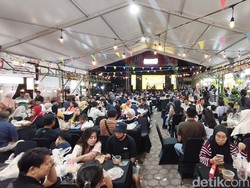 Serbu! Kuliner Road Show Rasa Bangkok Hadir di Transmart Sidoarjo