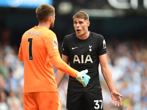 Arsenal dan Tottenham Garang: Poin Sempurna dan Belum Kebobolan