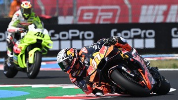 Berita Olahraga Terkini CNN Sport : Motor Terlempar dan Hantam Kamera, Acosta Kunjungi Juru Kamera