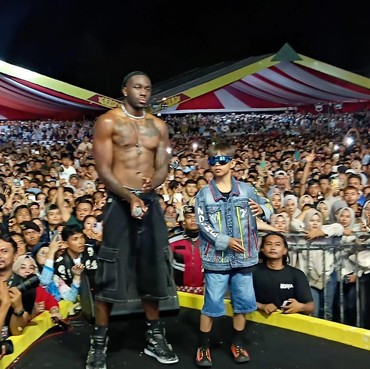 Reaksi Bahagia Dikha Bocah Pacu Jalur Viral Usai Dapat Nintendo dari Melly Mike