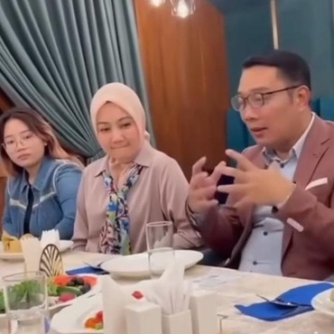 Raut Wajah Diam Atalia dan Zara Saat Duduk Bareng Ridwan Kamil Disorot